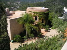 Villa in den Bergen von Ibiza