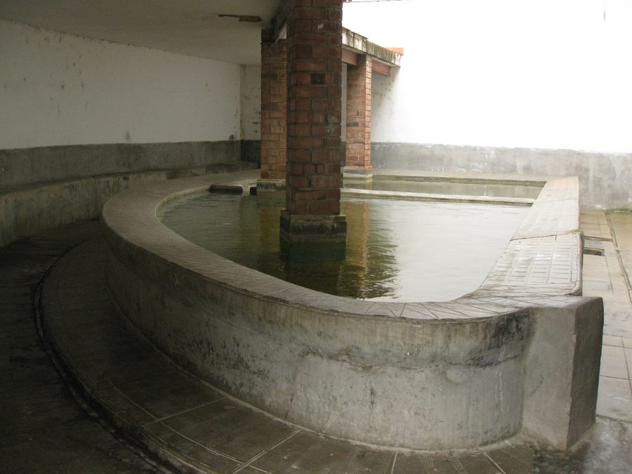 Safareig públic del Pla de Baix im nucli històric de Sant Mateu