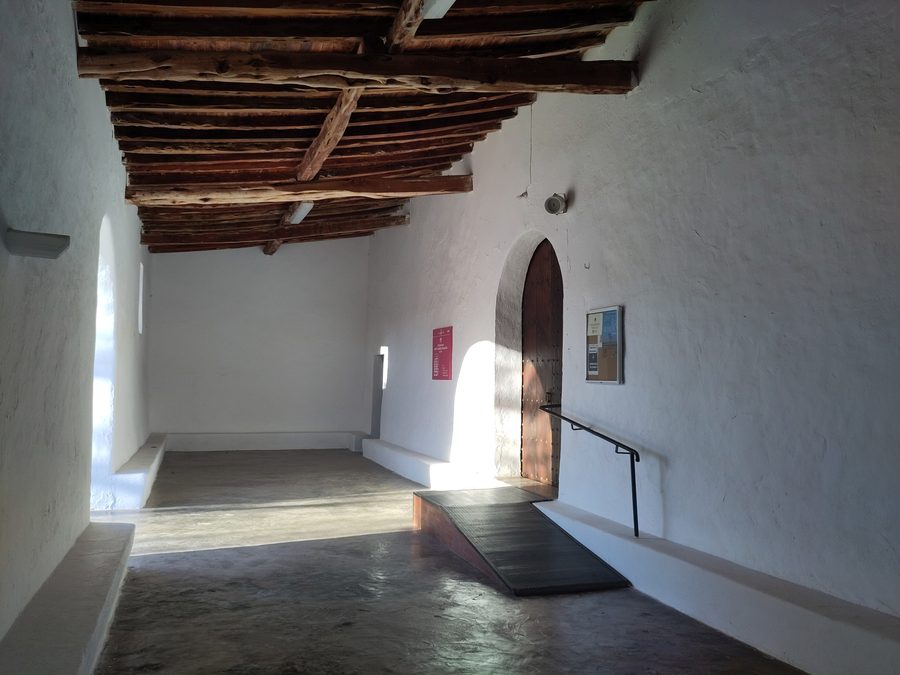 Porch of the church of Sant Llorenç de Balàfia